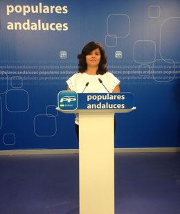 La vicesecretaria general del PP andaluz, Virginia Pérez, en rueda de prensa