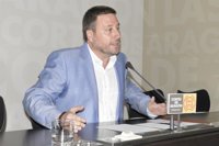 CHA reclama a Oliván que "no saque pecho" por su plan contra las listas de espera cuando "él creó el problema"