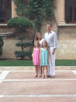 Rey Felipe VI, Reina Letizia e hijas en Marivent