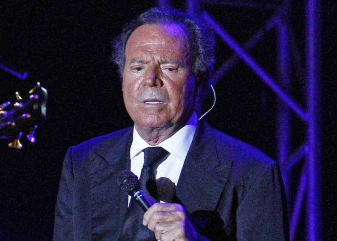 Julio iglesias concierto intimo