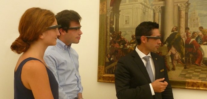 Huéspedes de la Abadía Retuerta usando Google Glass