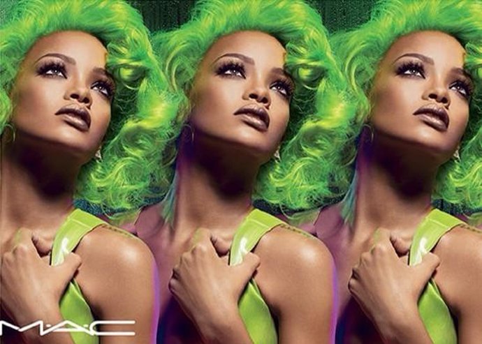 MAC confía de nuevo en Rihanna para la campaña Viva Glam con otro pintalabios