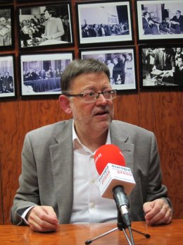 El diputado del PSOE y secretario general del PSPV, Ximo Puig