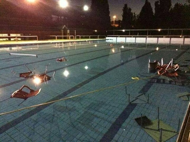 Actos vandálicos en una piscina municipal