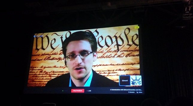 Snowden por videoconferencia desde gruntzooki CC Flickr