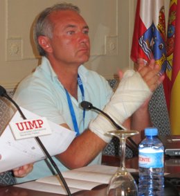 El magistrado José Manuel Ruiz en la UIMP