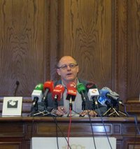 Izagirre rechaza el discurso "xenofobo" de Maroto y defiende "recibir con los brazos abiertos a quien viene de fuera"