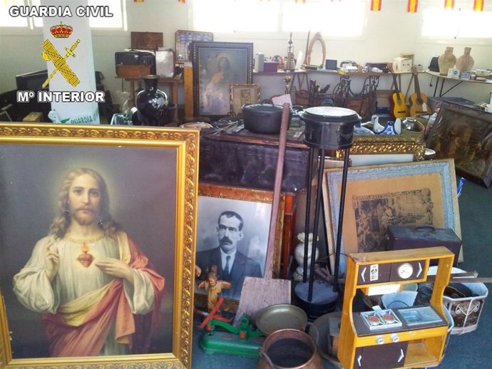 Objetos de arte incautados por los agentes de la Guardia Civil