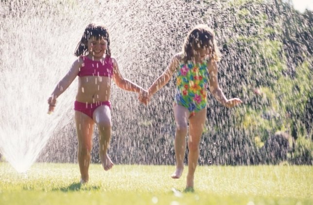 Niños, calor, verano