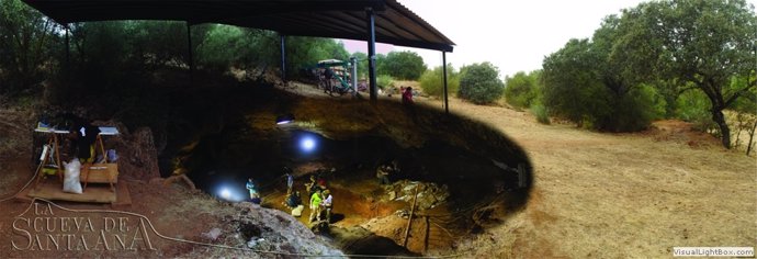 Excavaciones en la cueva de Santa Ana, Cáceres