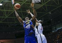 España vence a Angola sin forzar la máquina