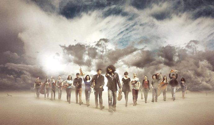 Ara Malikian y la Orquesta en el Tejado