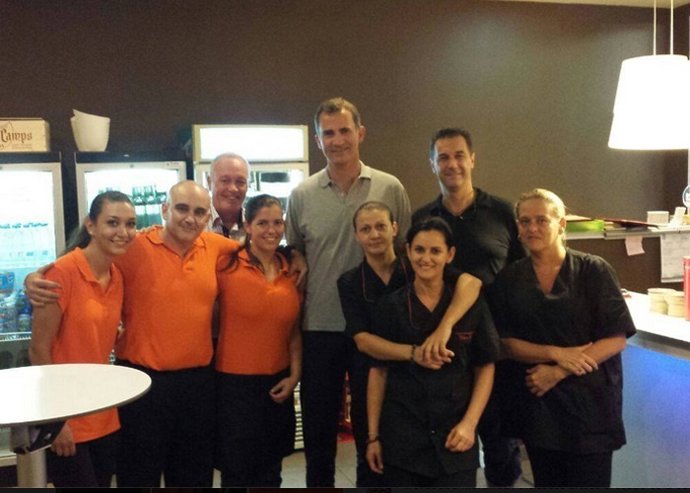 Los Reyes de España, unos más en un restaurante de Mallorca