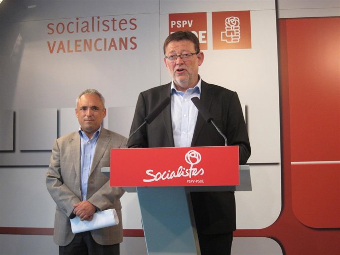 Puig junto a Simancas en la rueda de prensa