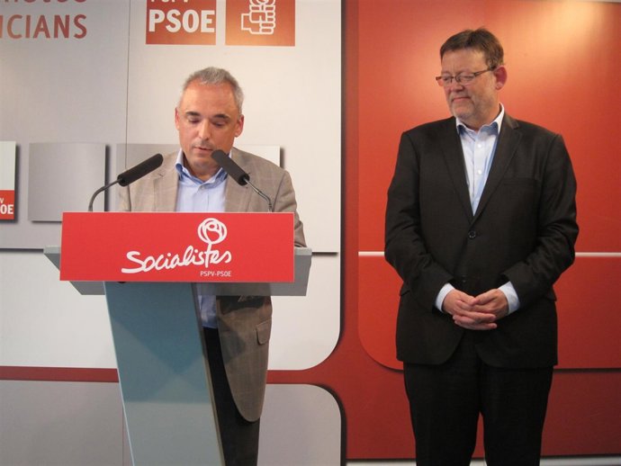 Simancas junto a Puig en la rueda de prensa 