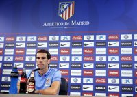 Godín: "Si Raúl Jiménez viene, será uno más y espero que lo reciban de la mejor manera"
