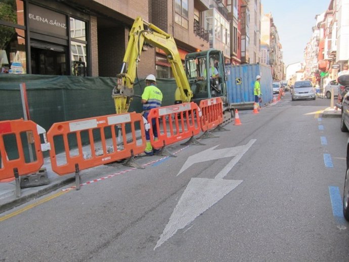 Obras en la calle Cisneros 