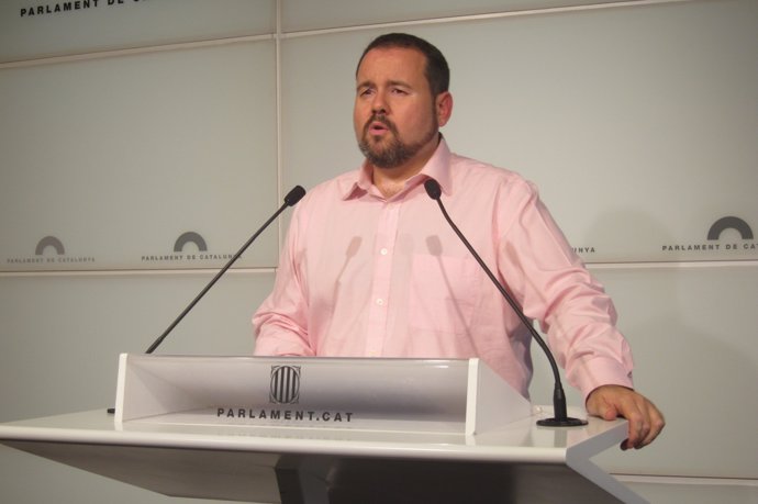 El diputado de EUiA en el Parlament Joan Mena.