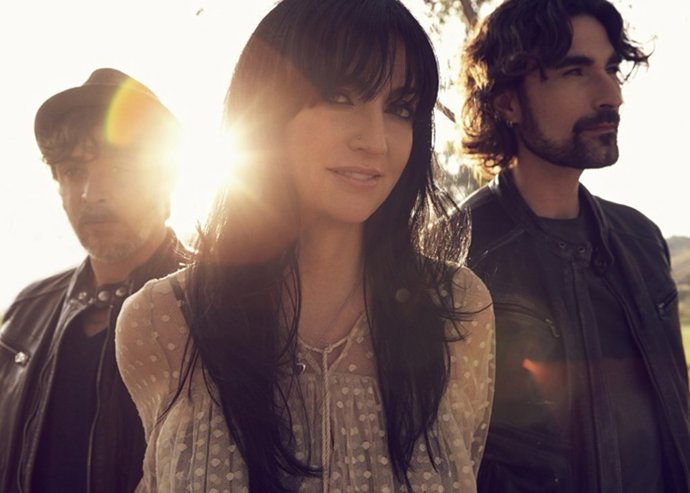 Efecto Mariposa vuelve con Comienzo, su nuevo álbum de estudio