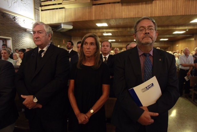 Ministra Ana Mato. Eucaristía funeral por  Miguel Pajares.