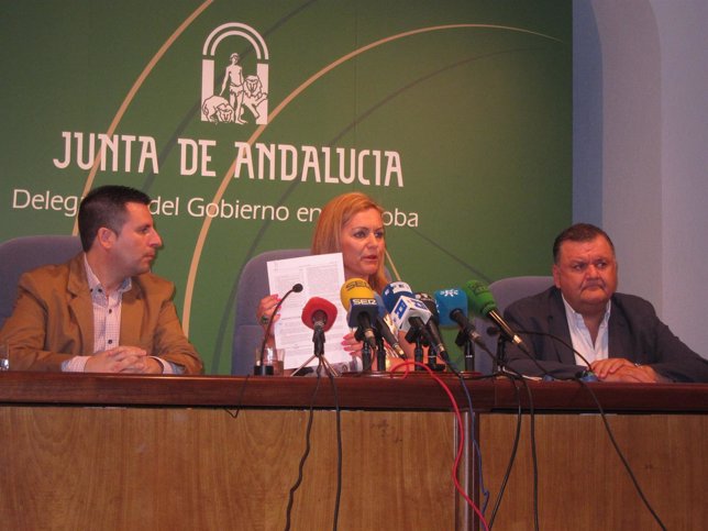 La consejera María Jesús Serrano en rueda de prensa