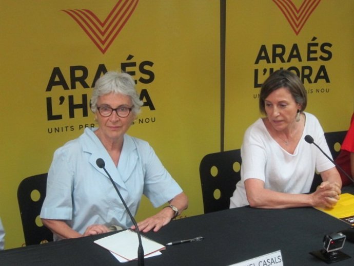 Muriel Casals (Òmnium Cultural)  y Carme Forcadell (ANC)