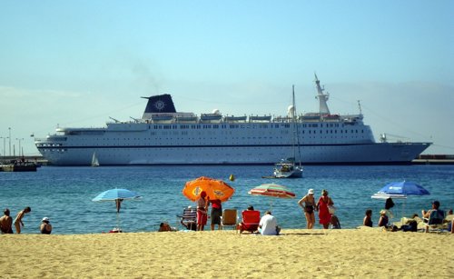 Crucero En El Puerto De Palamós