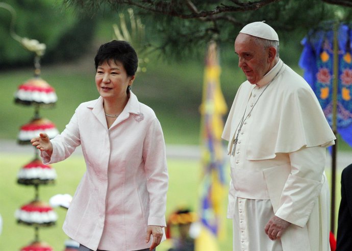 La presidenta de Corea del Sur junto al Papa