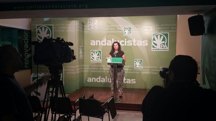 La vicesecretaria general del PA, Marta Mejías, en rueda de prensa