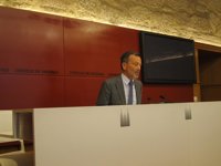 Agustín Hernández ve "legalmente posible" la transferencia de la AP-9 a la Xunta, frente a la postura de Pastor