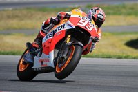 Márquez quiere superar en Brno a Giacomo Agostini