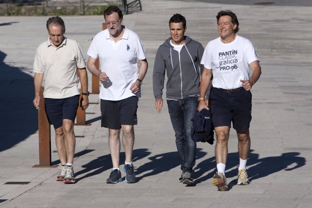 Rajoy y Gómez Noya comparten caminata