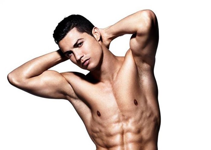 Cristiano Ronaldo también se moja en agua helada por la ELA