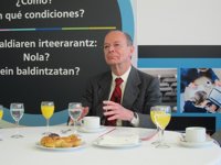 El alcalde de Bilbao, sorprendido por el escenario elegido por el autor del doble asesinato de Laredo