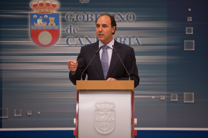 Ignacio Diego, En Rueda De Prensa En El Gobierno 