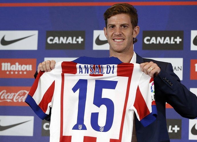 Cristian Ansaldi, presentado en el Atlético