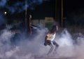 La Policía recurre una vez más a los gases lacrimógenos en una nueva protesta en Ferguson