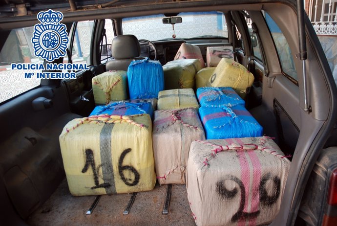 Droga intervenida en la operación policial desarrollada en La Línea