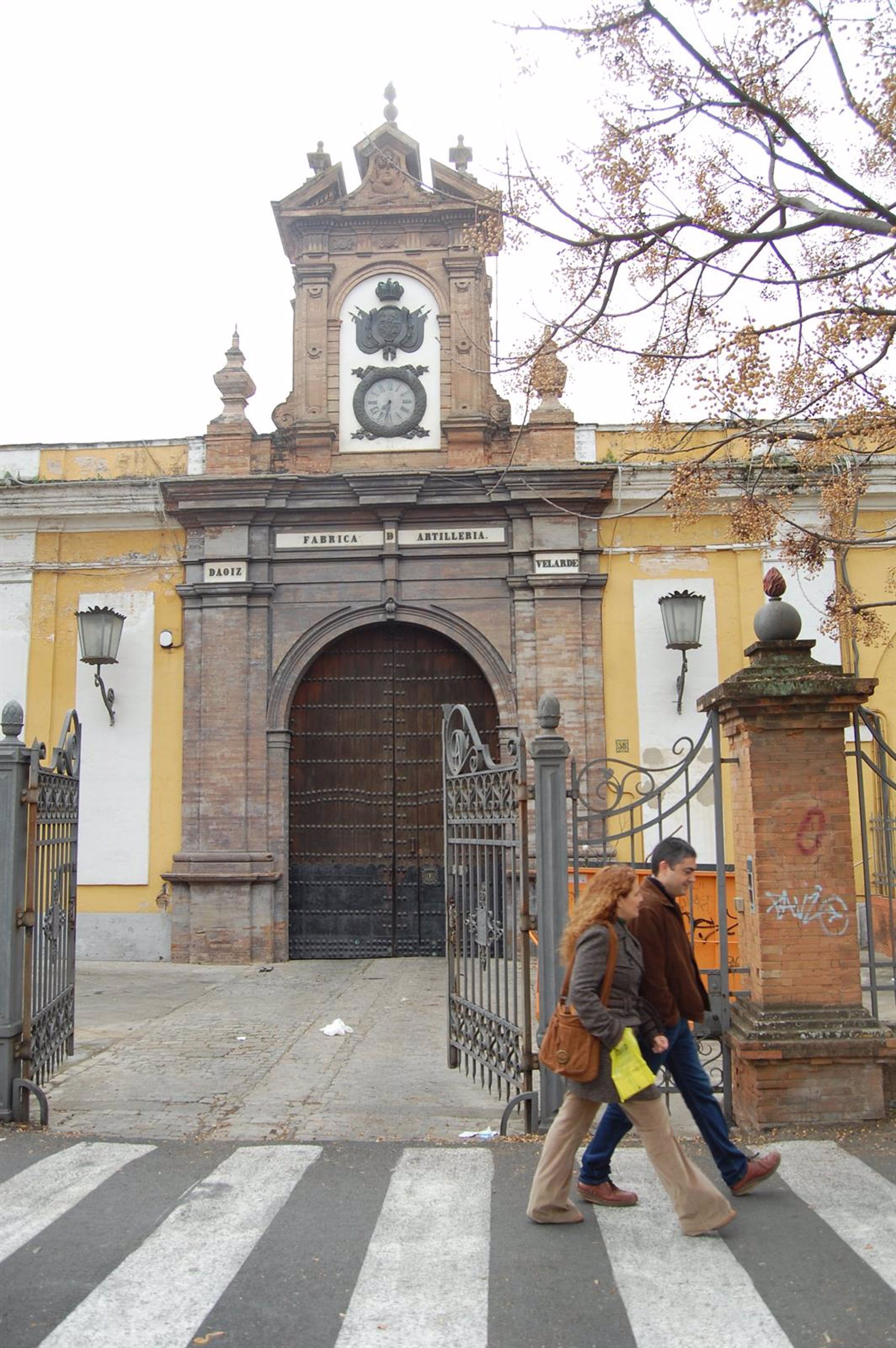 ¡Bravo! 40+  Raras razones para el Fabrica De Artilleria Sevilla? Sep 28, 2021 · además, entre el ch47d y el f hay una serie de elementos comunes de alto valor, como los dinámicos (transmisiones, cabeza de rotor, etc) y las palas.