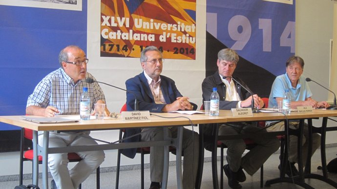 Coloquio en la UCE sobre los voluntarios catalanes en la I Guerra Mundial