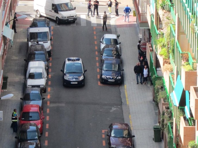 A la derecha, bar 'Maxi 2', la calle La Salina de Zaragoza