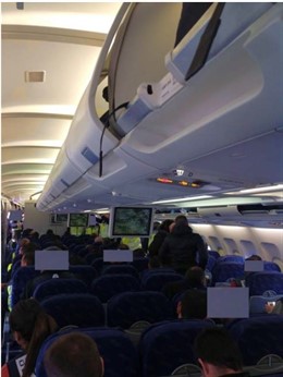 Vuelo de repatriación de inmigrantes