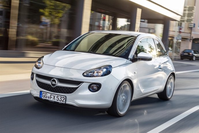 Opel Adam