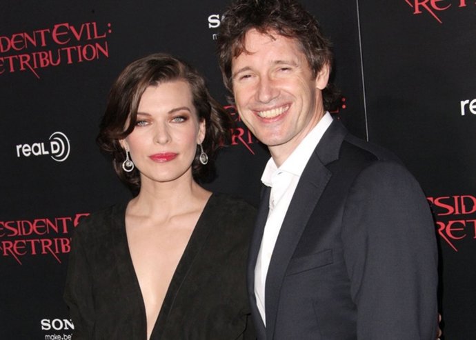 Actress Milla Jovovich (L) and Paul W. S. Ander
