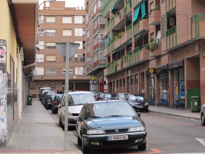 Calle La Salina de Zaragoza, donde está el bar 'Maxi 2'