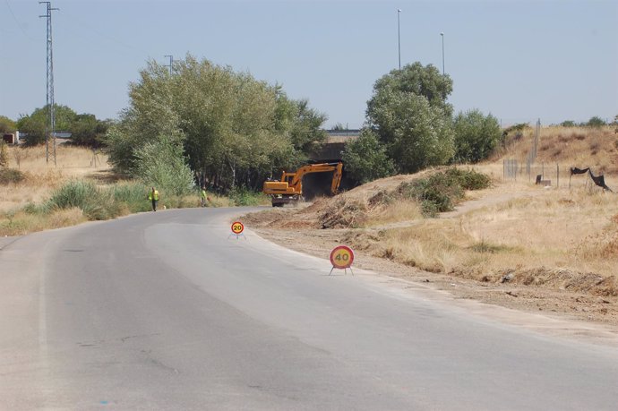 Construcción de la vía ciclista a Rabanales