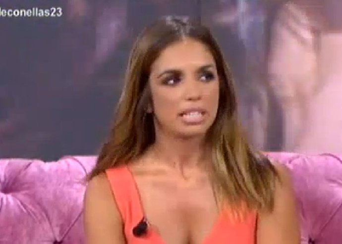 Hable con ellas elena furiase lola flores 
