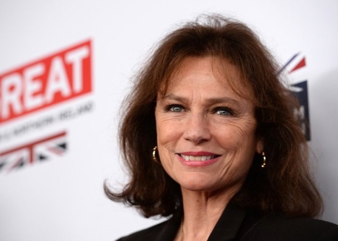 Jacqueline Bisset: Las abuelas también desean tener relaciones
