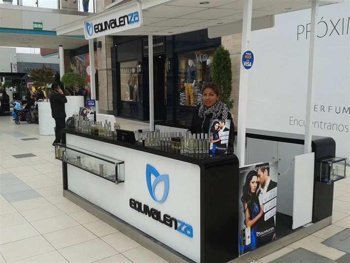 Punto de venta en el Centro Comercial Mega Plaza (Lima)