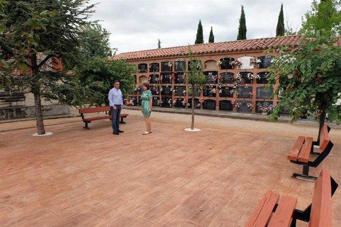 Tarazona mejora su cementerio